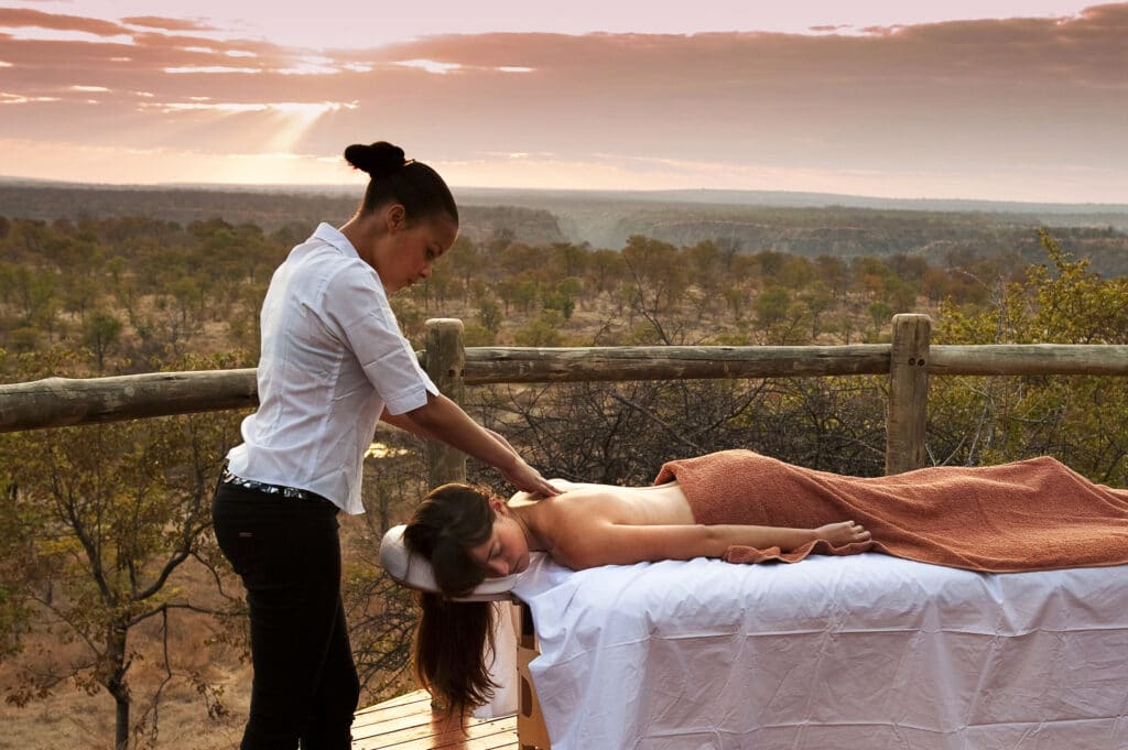 Outdoor spa treatment at a luxury lodge, Zimbabwe | Photo credits: The Elephant Camp