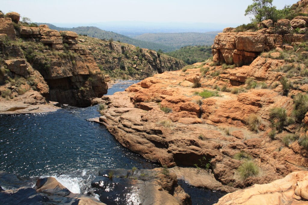 Above: Hiking Trail in Magaliesberg