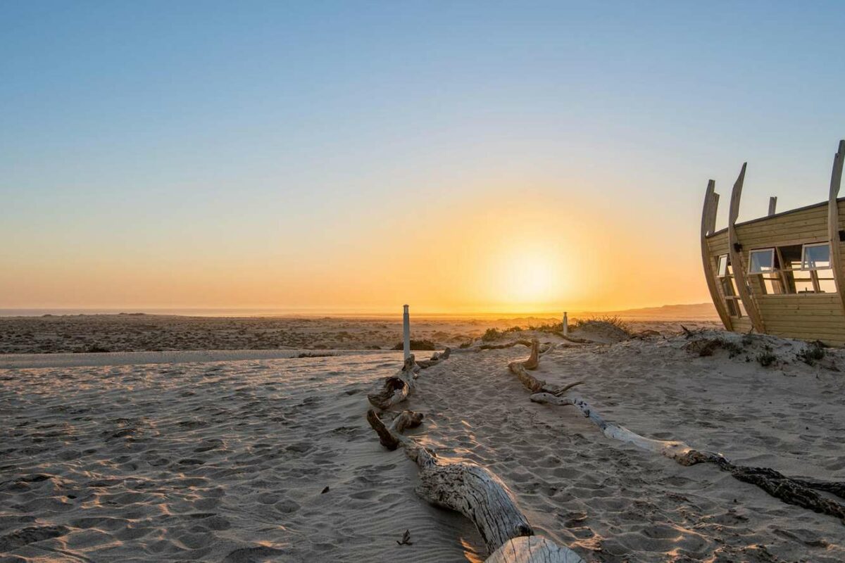 skeleton coast adventure tours